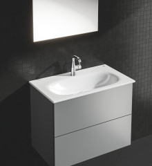 Смеситель для раковины M-размера Grohe Essence New (23462001)